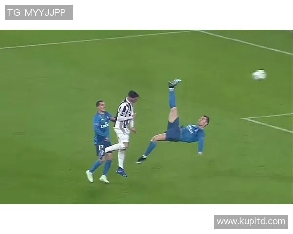 C罗惊世倒钩背后故事揭秘 谁才是真正的传奇球星